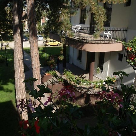 Hotel Stella Siofok Bagian luar foto