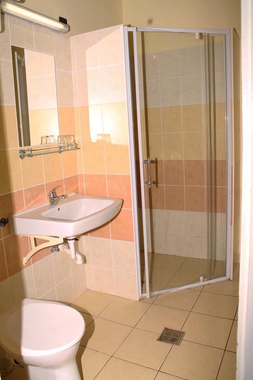 Hotel Stella Siofok Bagian luar foto